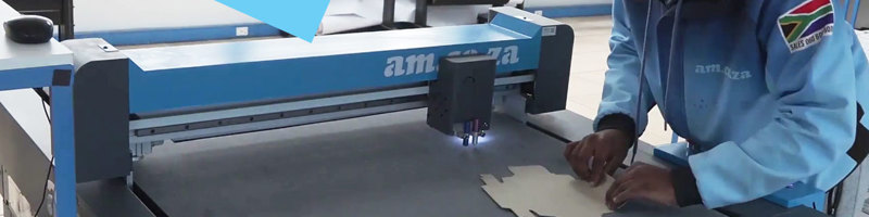 Box Making by Flatbed Blade Cutting Machine with Creasing and Cutting Double Cutting Tools.jpg